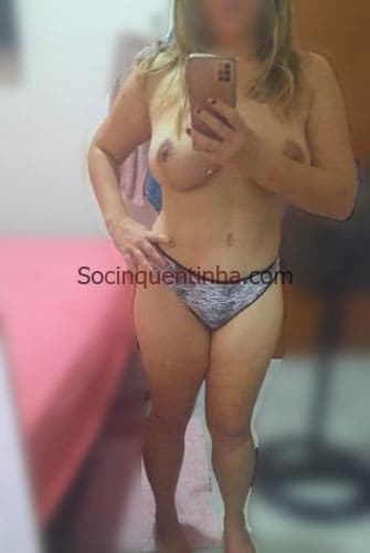 Foto 2 de Lara novata